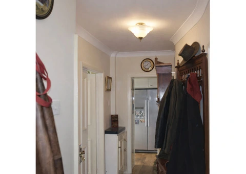3 bed dormer bungalow for sale Benfleet - 7/30
