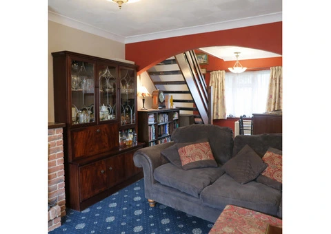 3 bed dormer bungalow for sale Benfleet - 8/30