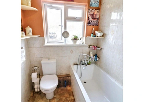 3 bed dormer bungalow for sale Benfleet - 19/30