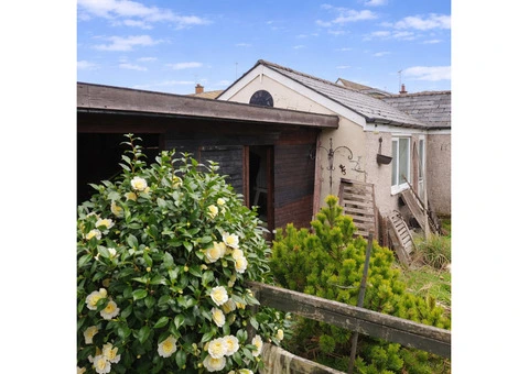 3 bed dormer bungalow for sale Benfleet - 28/30