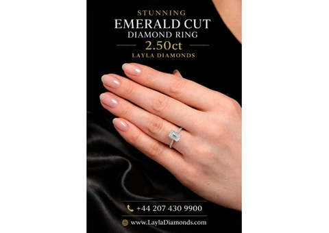 Stunning Emerald Cut Diamond Ring 2.50ct | Layla Diamonds