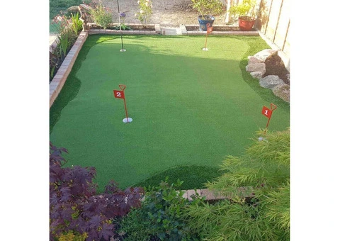 Create a Professional Putting Green at Home with 15mm Durable Artificial Grass - 1/3