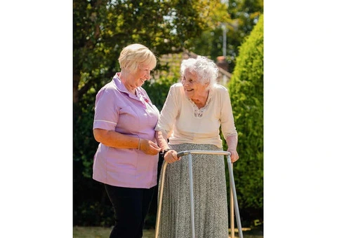Private Live-in Care Jobs Reading