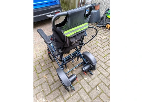 Lightweight Foldable Powered Wheelchair (nearly new) - 2/6