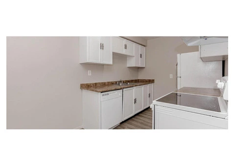 Premium 3-Bedroom Apartments for Comfortable Living in Buckingham - 2/4