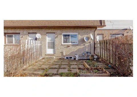 Premium 3-Bedroom Apartments for Comfortable Living in Buckingham - 4/4