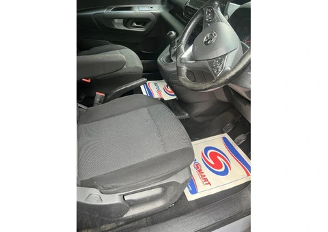 2022 Vauxhall combo - 3/10