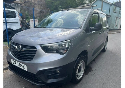 2022 Vauxhall combo - 4/10