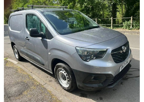 2022 Vauxhall combo - 1/10