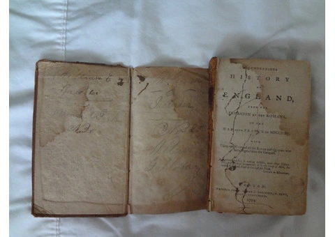 1794 - BEWICK CUTS - A COMPENDIOUS HISTORY OF ENGLAND - BEAT UP LITTLE BOOK - 4/20