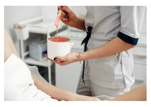 Hollywood Wax Near Me | Professional Hollywood Waxing
