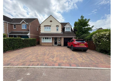 Transform Your Outdoors with Bespoke Driveways & Patios! - 2/2