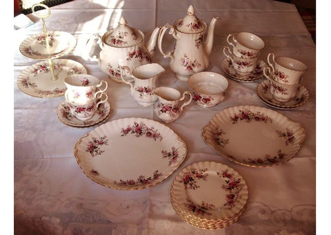 Royal Albert Lavender Rose 26 piece tea and coffee set including extras - 2/4