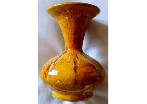 Vase circa 1960 studio pottery 16cm height x 12cm rim diameter