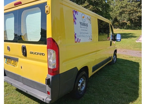 CATERING VAN, FULLY FITTED, SEE DETAILS. - 10/25