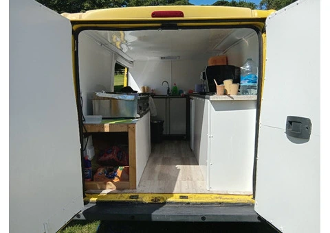 CATERING VAN, FULLY FITTED, SEE DETAILS. - 13/25