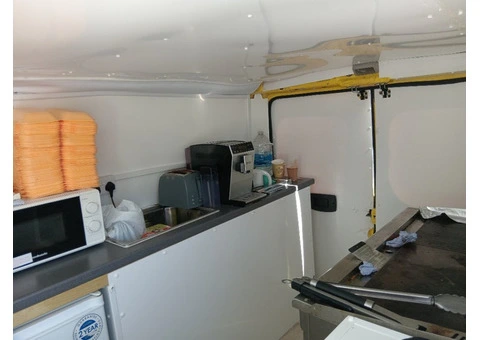 CATERING VAN, FULLY FITTED, SEE DETAILS. - 22/25