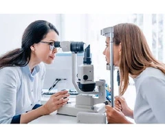 Get a Thorough Eye Test in Manchester with Robin Hall Opticians