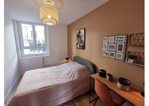 Furnished 4-room apartment (68 m²) - 1/4