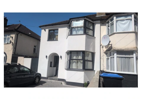 External Wall Insulation, Rendering & Plastering - 1/30