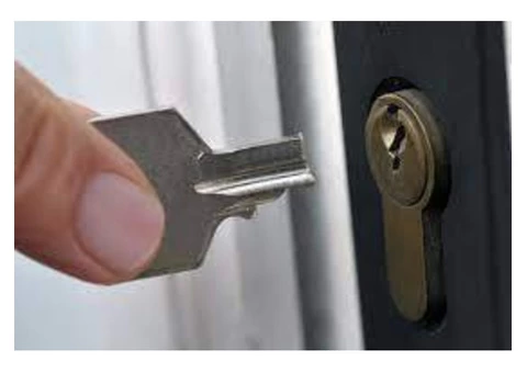 Expert Emergency Locksmiths in Hornchurch - 2/3