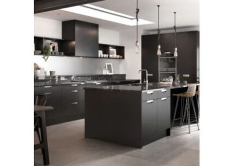 Our Traditional Kitchen Doors - 8/8