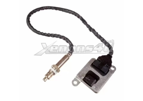 VW AG 8R0 907 807A Nitrogen Oxide NOX sensor