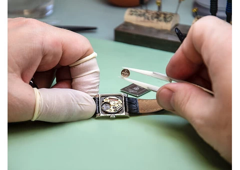 Watch Battery Replacement & Repair - 3/5