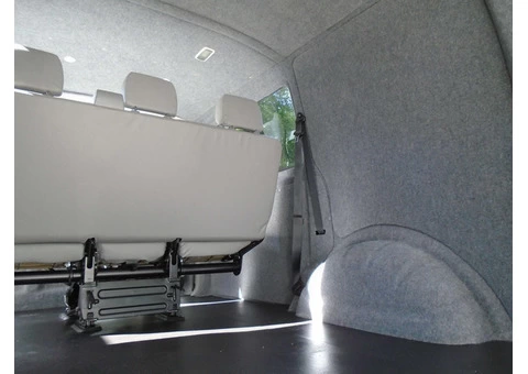 VOLKSWAGEN T5/ T6 KOMBI (CONVERSION ONLY). - 4/10
