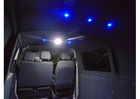 VOLKSWAGEN T5/ T6 KOMBI (CONVERSION ONLY). - 6/10