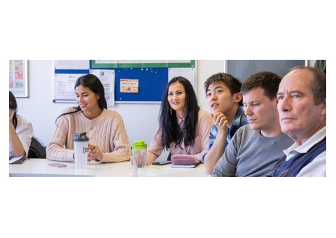 English Language School in London - Study English Courses in the UK - 1/7