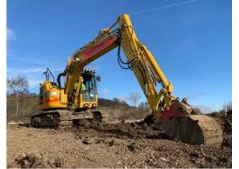 Skip hire - 6/11