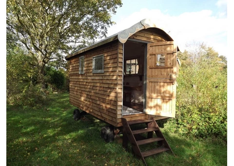 Farmers Huts - 5/8