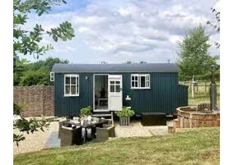 Shepards Huts - 5/8