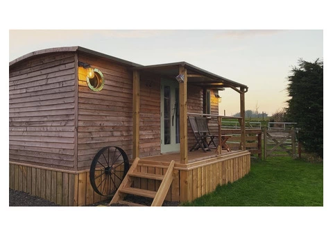 Shepards Huts - 1/8