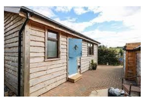 Log Cabins - 4/8