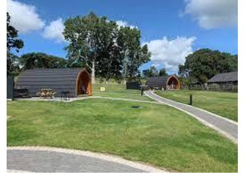 Glamping Pods - 5/8