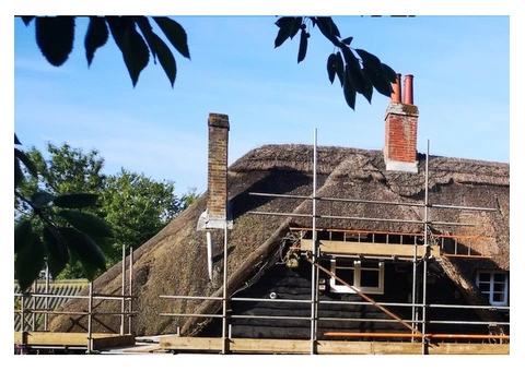 Find Straw Roof Thatching Services in Salisbury