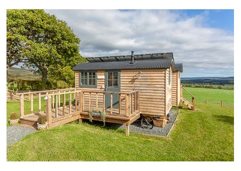Shepards Huts - 3/8