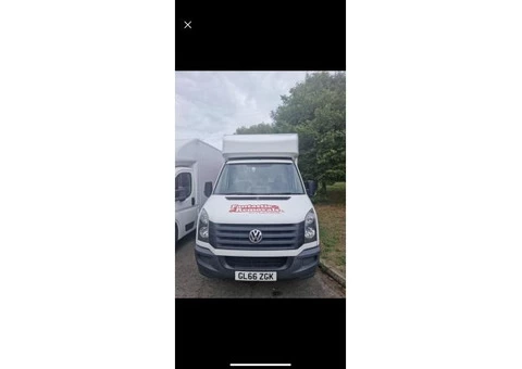 LUTON VAN - 7/8