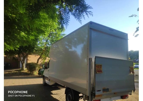 Transportation of things (Man and Van service) - 2/3