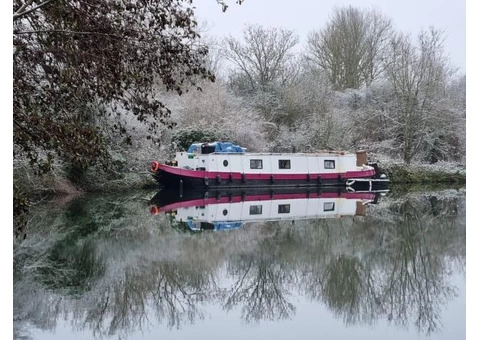 Boat Safety Examinations, Boat Refurbishments and Boat Repairs - 7/8