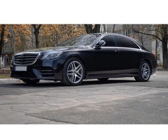 The Top Benefits of Hiring a Chauffeur in London