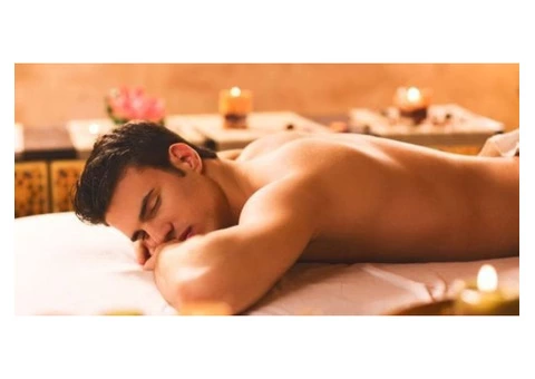 Male masseur 4 men!