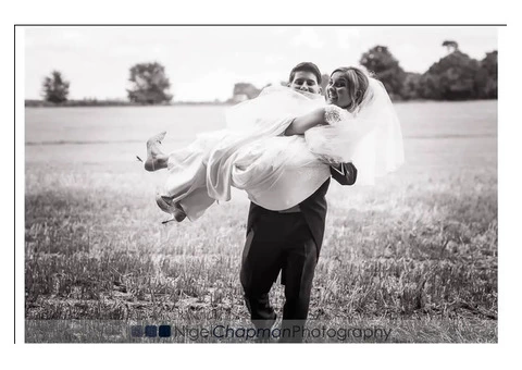 Professional Photographer for Wedding Photography at Lains Barn