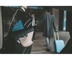 The Advantages of Booking a Luxury Airport Transfer for Business Travel