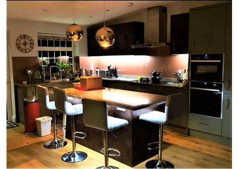 Electrical services, Westminster. - 3/7