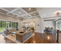 Stylish & Durable Commercial Vinyl Flooring For Businesses
