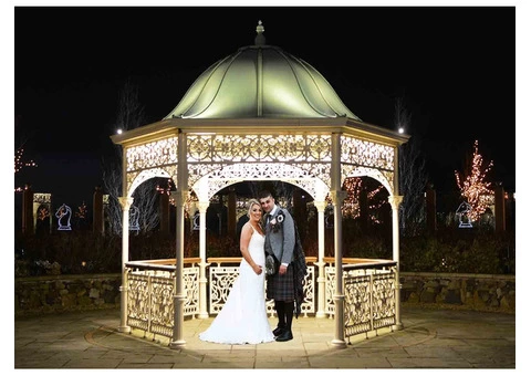 How much does a wedding photographer cost in Scotland
