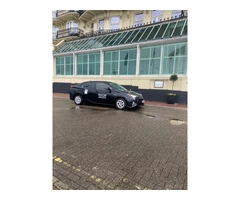 Brighton To Gatwick Taxi Service - BN Taxi anytime